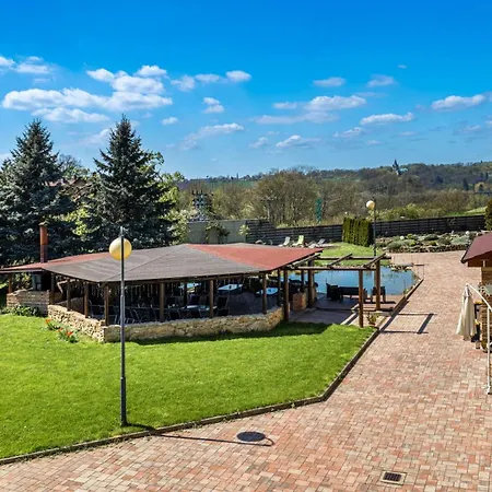 Dvur Hotel Krnsko