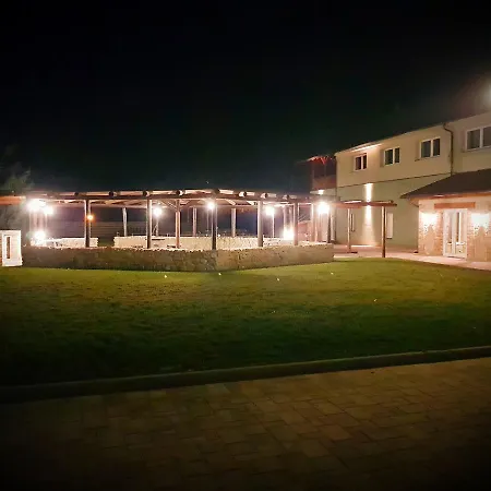 Dvur Krnsko